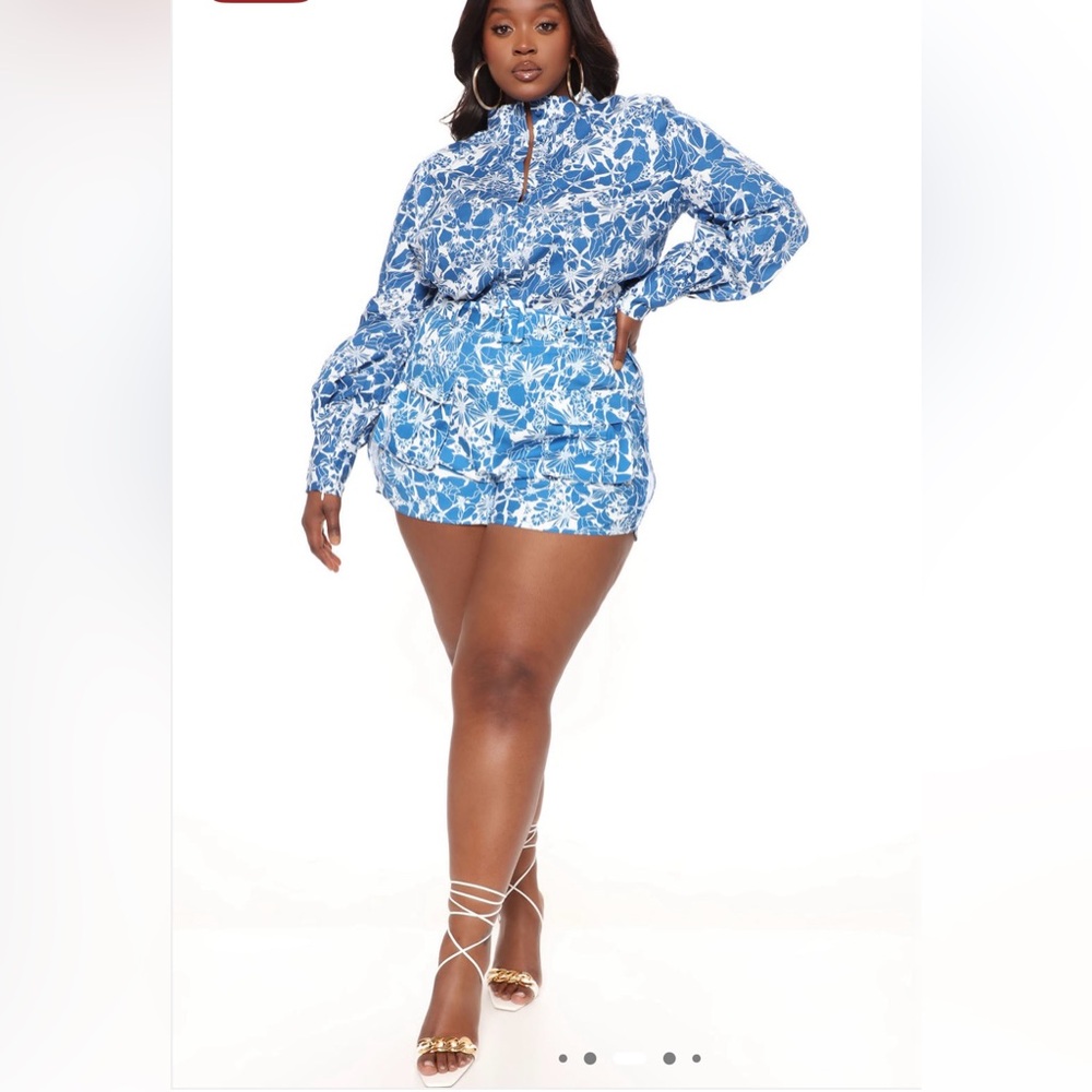 Fashion Nova Blue and White Floral Print Short Set